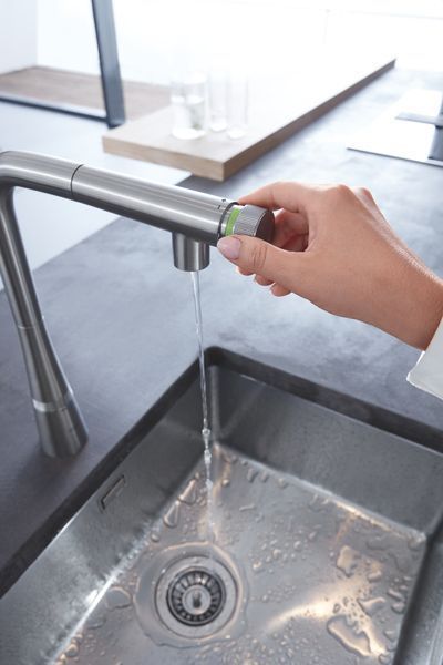 Смеситель для кухни с выдвижным изливом Grohe Zedra SmartControl (31593DC2) 31593DC2 фото