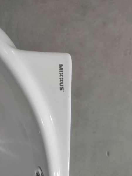 Раковина підвісна Mixxus Premium DIVERSE-1201-L 400х215х140mm з отвором під змішувач та переливом (MP6507) MP6507 фото