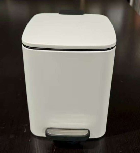 Мусорное ведро с плавным закрытием квадратное Zerix Kubix-TC0106 White 6 л (цвет белый) (ZX6109) ZX6109 фото