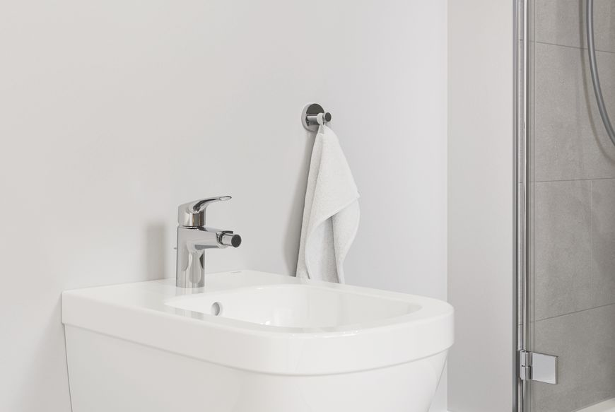 Гачок для халату Grohe Essentials New (40364001) 40364001 фото