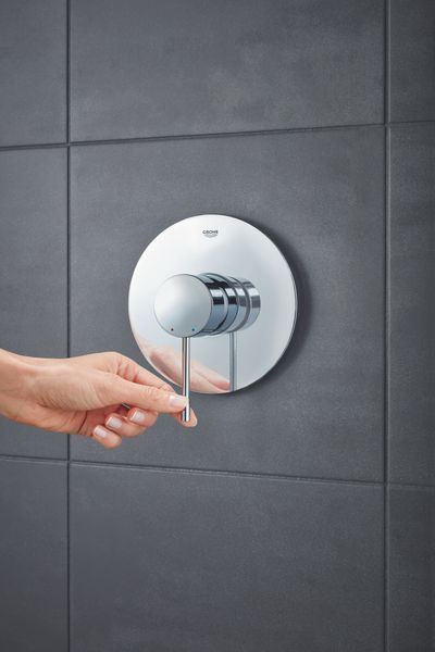 Смеситель скрытого монтажа для 1 потребителя Grohe Essence New (24057001) 24057001 фото