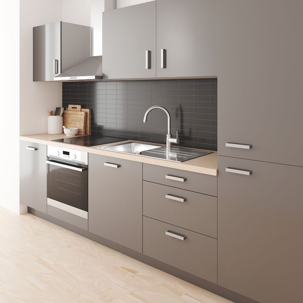 Смеситель для кухни с выдвижным изливом Grohe Eurostyle Cosmopolitan (31126004) 31126004 фото