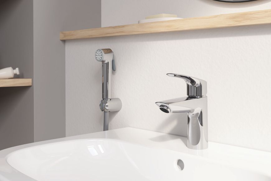 Змішувач для раковини з гігієнічним душем Grohe Eurosmart New (23124003) 23124003 фото