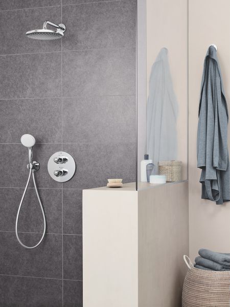Верхній душ з настінним кронштейном Grohe Tempesta (26668000) 26668000 фото
