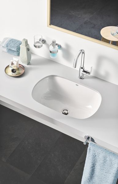 Смеситель для раковины L-размера Grohe Eurosmart (23537002) 23537002 фото