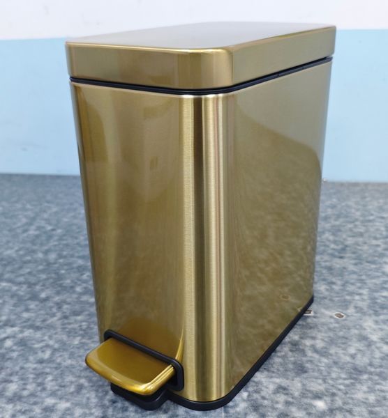 Відро для сміття з плавним закриттям прямокутне Mixxus Premium Quadro-TC0105 Brushed Gold 5 л (колір матове золото) (MI8394) MI8394 фото