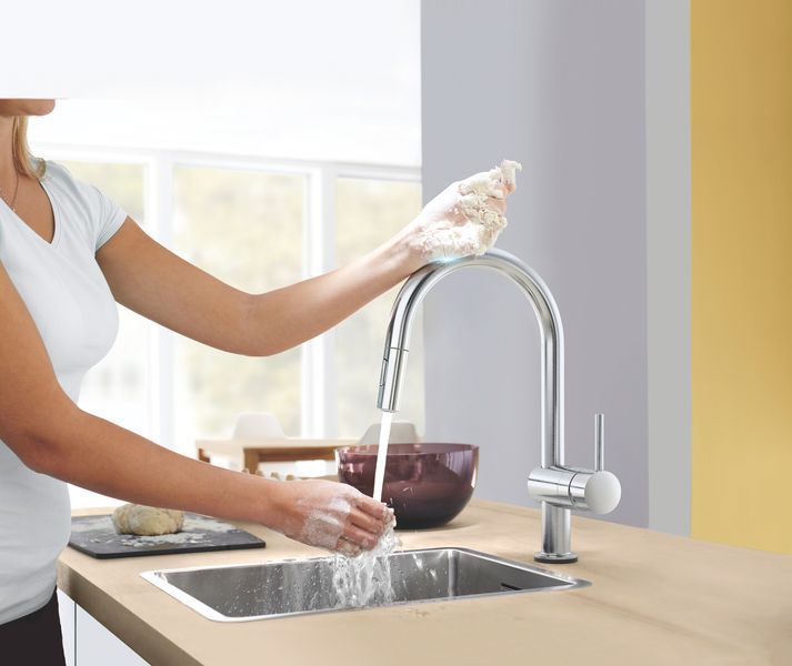 Сенсорний змішувач для кухні з висувним виливом Grohe Minta Touch (31358DC2) 31358DC2 фото