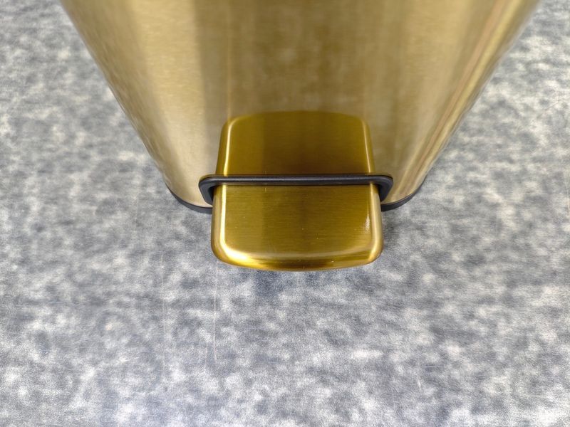 Відро для сміття з плавним закриттям прямокутне Mixxus Premium Quadro-TC0105 Brushed Gold 5 л (колір матове золото) (MI8394) MI8394 фото