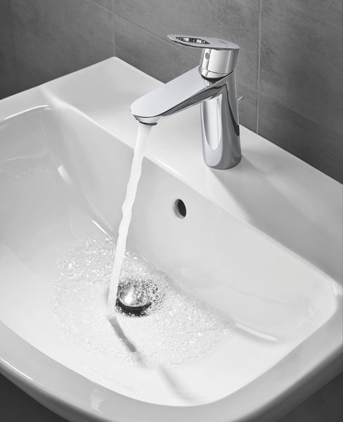 Смеситель для раковины M-размера Grohe BauLoop (23762000) 23762000 фото