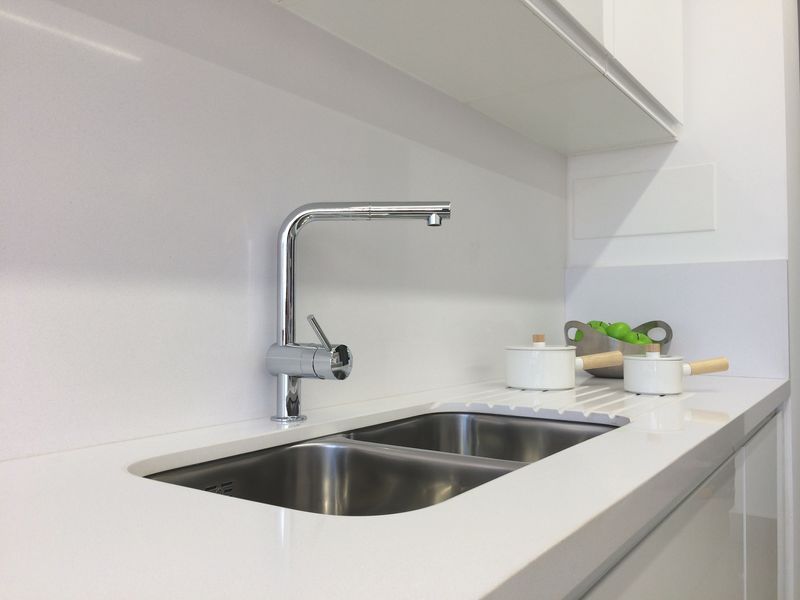 Смеситель для кухни с выдвижным изливом Grohe Minta (32168000) 32168000 фото